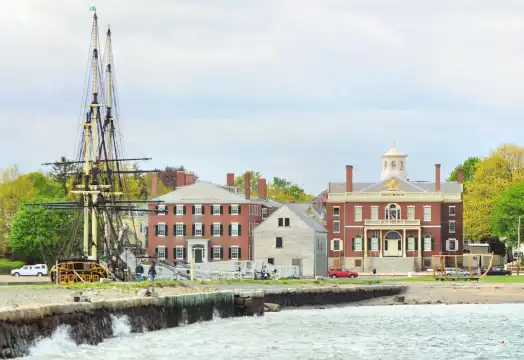 Hotels near Salem Maritime National Historic Site