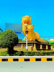 Golden Lions Roundabout