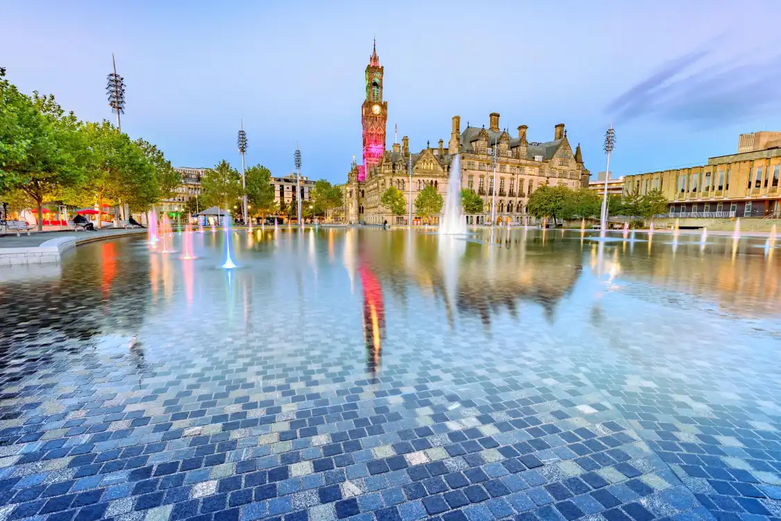 Hotels near Centenary Square