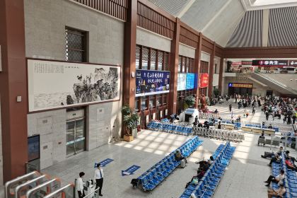 肯德基(曲阜高鐵店)