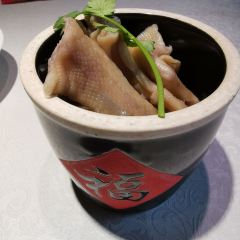 Tie Ge Bi ( Yue Hu Sheng Yuan ) User Photo