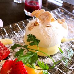 Pierre Precieuse Cakes and Cafe User Photo