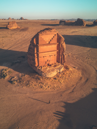 沙地阿拉伯的歷史遺蹟Madain Saleh