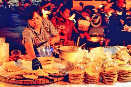 Hua Raw Night Market