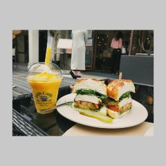 Urth Cafe User Photo