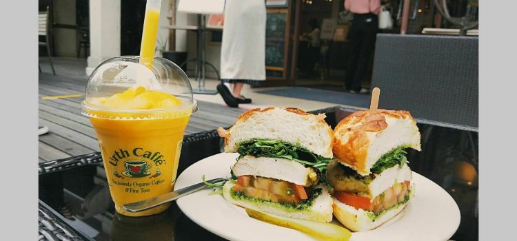 Urth Cafe