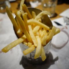 Burger & Lobster User Photo