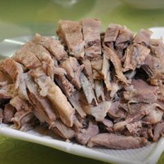 小绵羊手抓肉(鄯善育才路店) User Photo