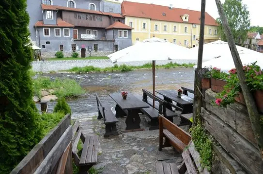 U Dwau Maryi (The 2 Marys)