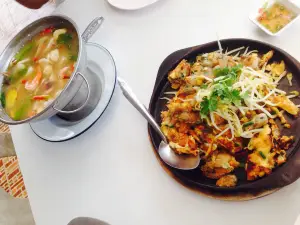 Phloen Samut Ran Ahan