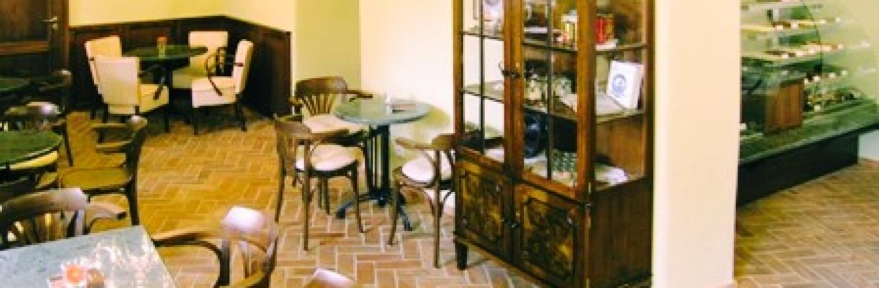 Traditional Production Praline