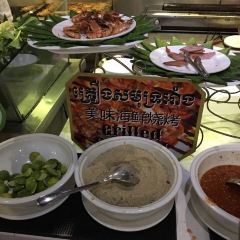 Tonlebassac Restaurant User Photo