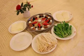 Xueyucangjia Hot Pot (zong)