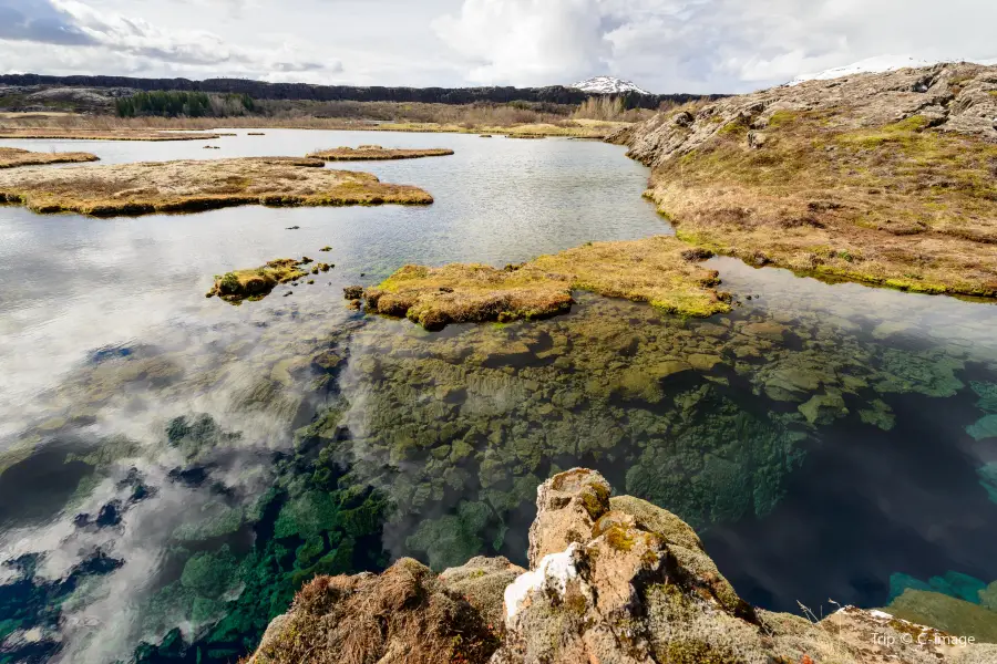 Silfra Diving