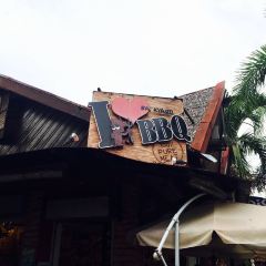I Luv Backyard BBQ 여행 사진