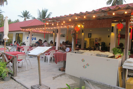 Raya Dive Village