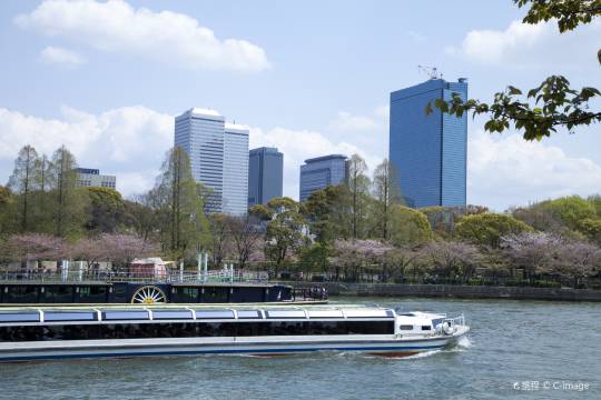 Osaka water bus Aqua Liner + Shitennoji Temple + Tsutenkaku one-day tour