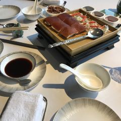 Lai Ching Heen User Photo