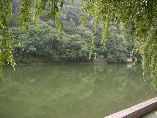 京山鴛鴦溪漂流