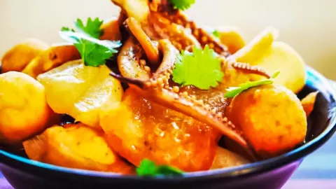 D.M.C RESTO Restaurant & Bar PhiPhi Island in Phi Phi Islands