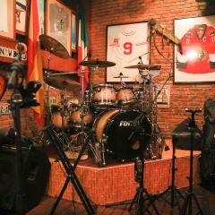 DOLPHIN Sports Bar & Grill User Photo