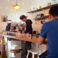 Moon coffee Roasters User Photo