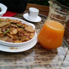 Dong sheng sheng tai zhuang yuan User Photo