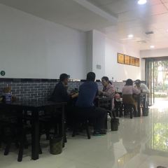 Guoyuanzhailaomijia(beiguangjijiedian) User Photo