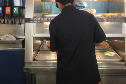 华莱士·全鸡汉堡(福星城店)