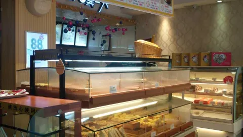 Yimingzhenxiannaiba (ludong) in Shaoxing