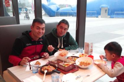 必胜客(德阳万达店PH店)