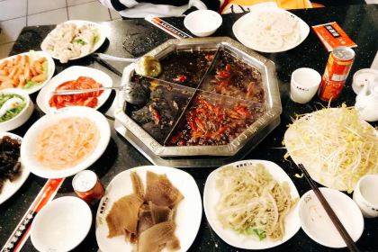 Chen YanJing Hot Pot (YuZhou XinDou)