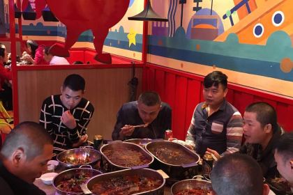 Chunshuxiaxiangxiaolongxia Barbecue (dong'erhuantaihe)