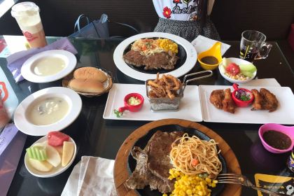 豪客来牛排(二七万达店)