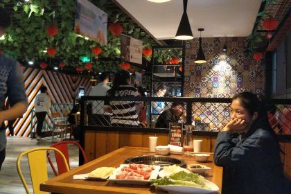 傣妹火锅(新都会店)