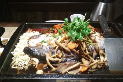 探爐烤魚(東湖店)