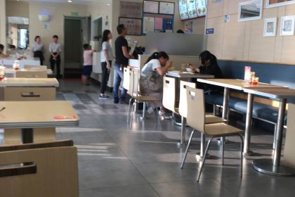 回味鸭血粉丝汤(长兴大润发店)