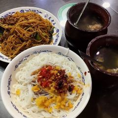 Long Lao Wu Soup Restaurant (ZhanQian West Road) 여행 사진