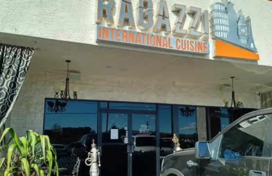 Ragazzi International Cusine