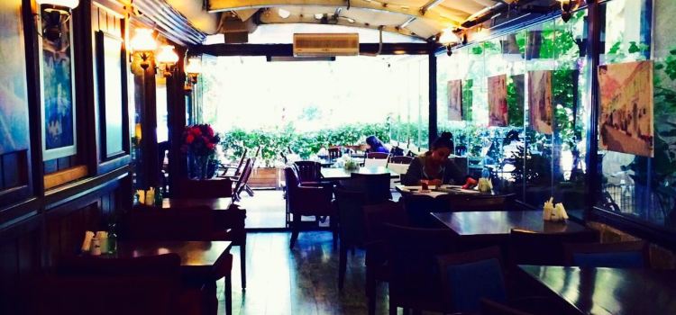 Gusto Restaurant