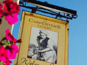 The Carpenters Tavern