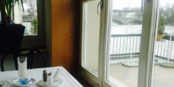 Restaurant Feldschlosschen am Rhein