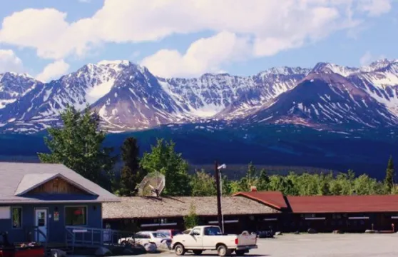Cozy Corner Motel & Restaurant