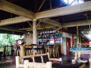 Sulu Sunset Beach Resort Restaurant