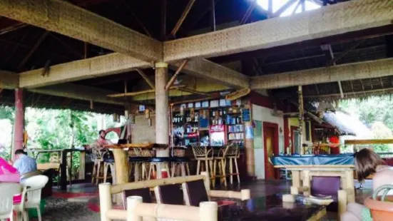 Sulu Sunset Beach Resort Restaurant