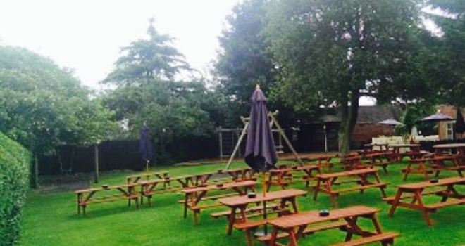 Horse & Groom - Pub & Grill