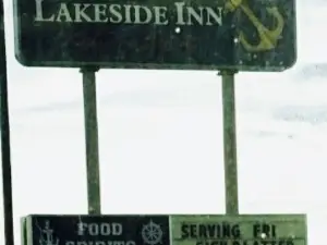 Lakeside Restaurant & Lounge