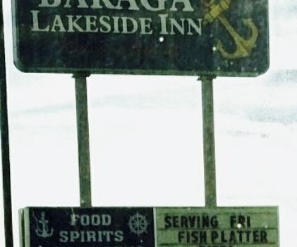 Lakeside Restaurant & Lounge