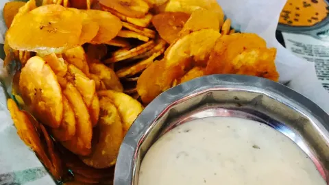 Mis Raices Restaurant in Teaneck