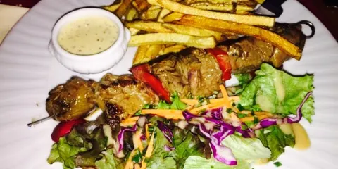 Au Resto Pasta & Grill